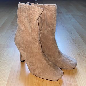 MOCHA FAUX SUEDE ANKLE BOOT